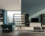 Soggiorno moderno con divano blu petrolio, librerie a giorno e tavolino ovale. Idee per arredare un soggiorno con stile e funzionalità.