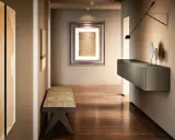 Corridoio d'ingresso moderno con panca in bambù, quadro d'autore e mensola sospesa. Idee corridoio ingresso eleganti e funzionali.