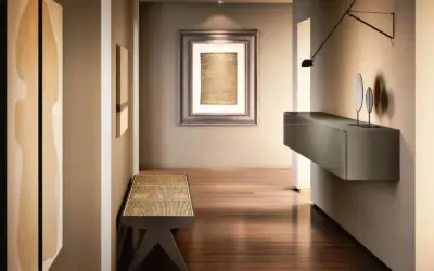 Corridoio d'ingresso moderno con panca in bambù, quadro d'autore e mensola sospesa. Idee corridoio ingresso eleganti e funzionali.